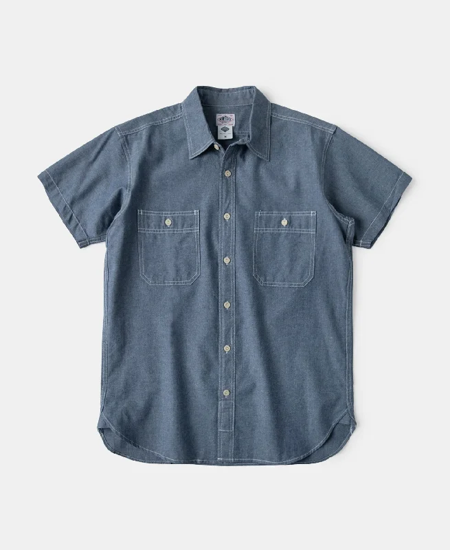 Men's Short Sleeve Chambray Shirts in Light Blue with a Button - Down Collar for a Relaxed and Stylish LookChambray Short Sleeve Work Shirt