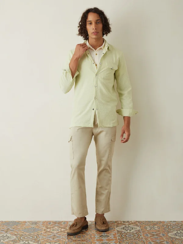 Men's Linen Blend Casual Shirts with Roll - Up Sleeves for a Summer Beach LookLight Green Plain Casual Shirt