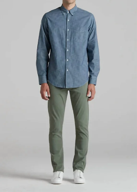 Men's Low - Rise Jeans in a Light Wash for a Casual and Youthful LookMaddox Jean In Fern