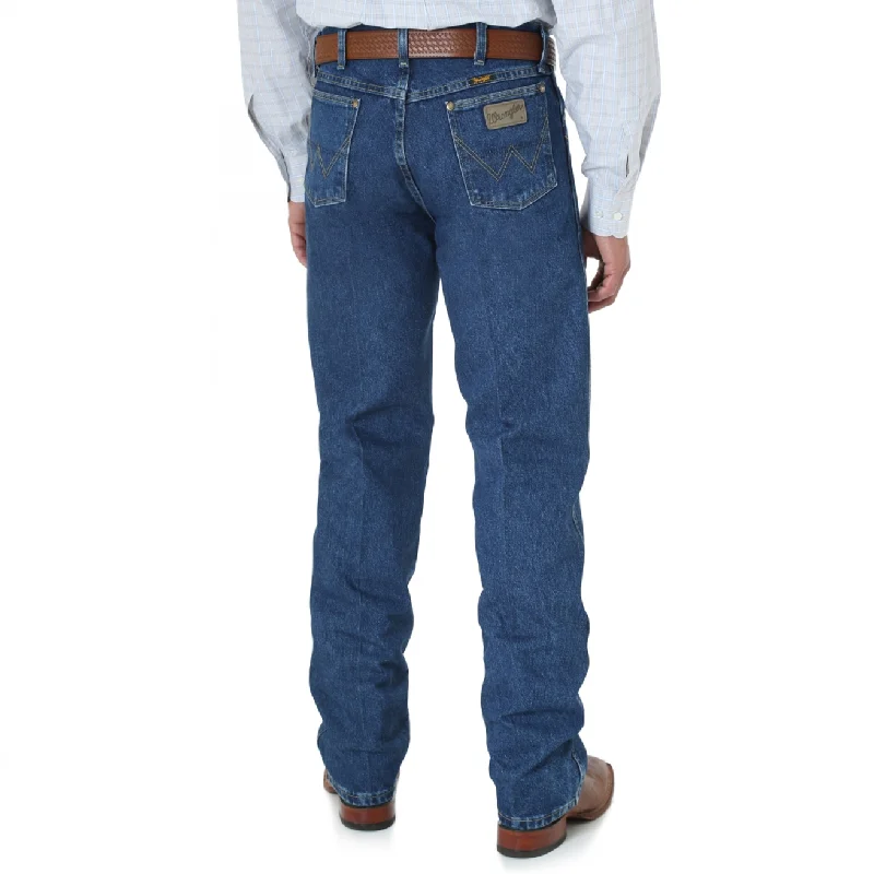 Men's Jeans with a Hidden Coin Pocket for Added ConvenienceWrangler® George Strait Original Fit