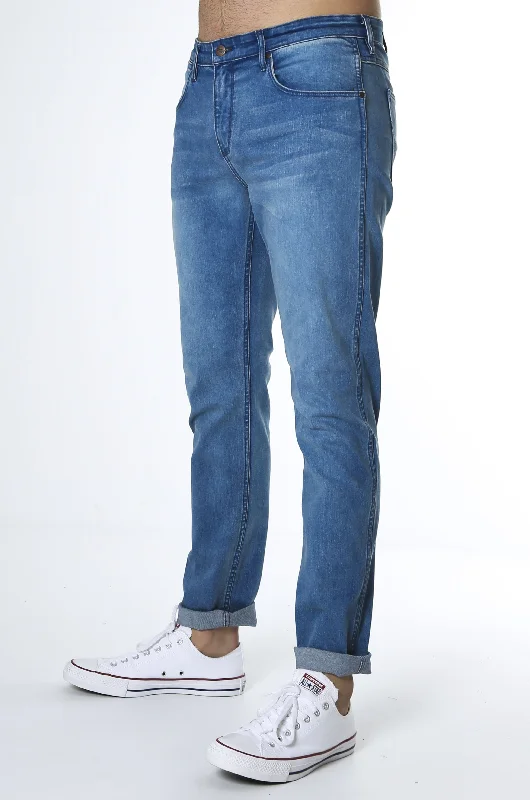 Men's Low - Rise Jeans in a Light Wash for a Casual and Youthful LookStomper Jean Cyanide