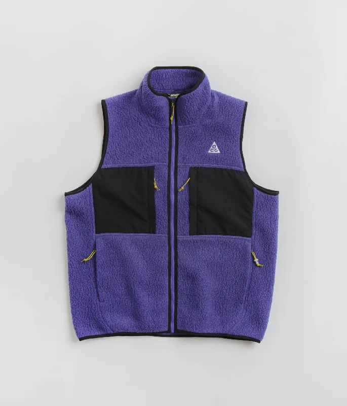 Men fleece bomber jackets with a stylish ribbed collarNike ACG Arctic Wolf Vest - Persian Violet / Black / Summit White