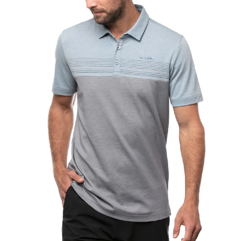 Men's slim fit short sleeve polo shirts with contrast collarsTravisMathew A Soiree Sight Golf Polo 2021