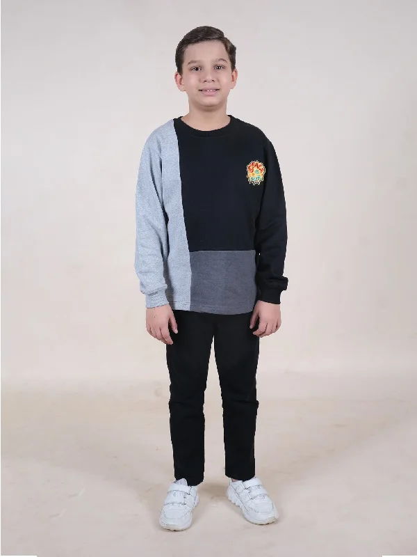 Boys Fleece Full Sleeves Colour Block Cut & Sew Sweatshirt With Jeans Set