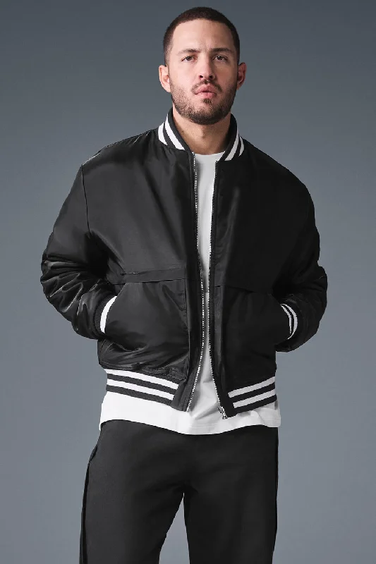 Stretch - fabric men jackets for unrestricted movement during workoutsAfterglow Varsity Jacket - Black