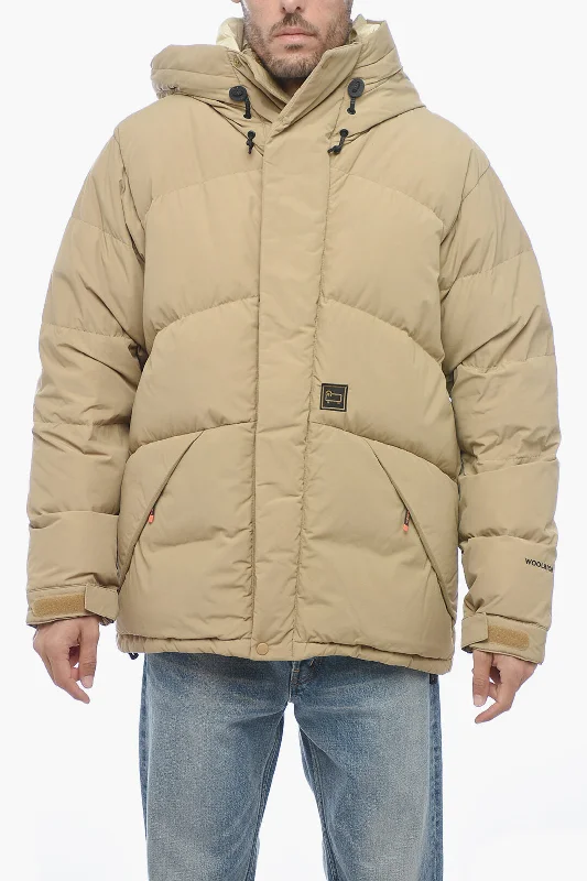 Men coats with a detachable faux - fur collar for a trendy and warm touchWoolrich GREYLOCK Down Jacket with Velcro Zipped Fastening