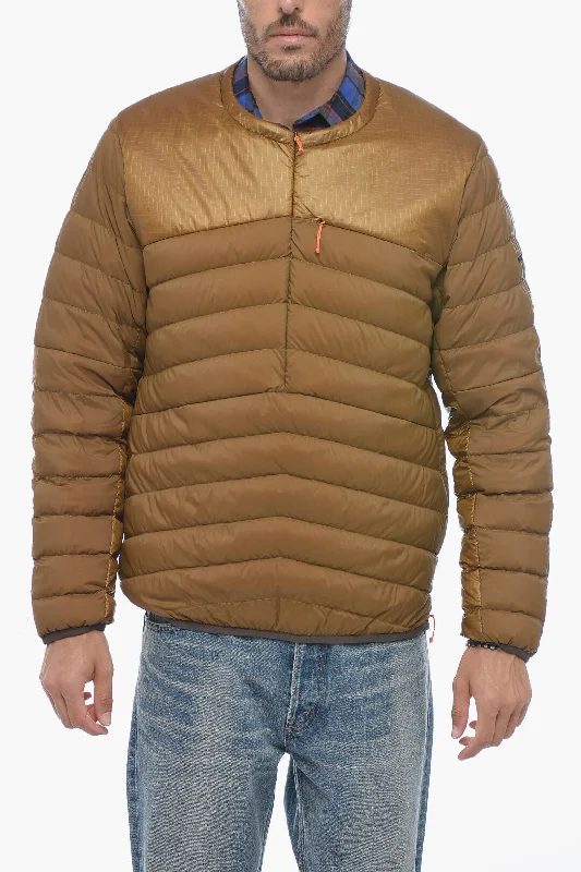 Men coats with a stand - up collar for a sleek and modern lookWoolrich Quilted Lightweitght Jacket with Crewneck